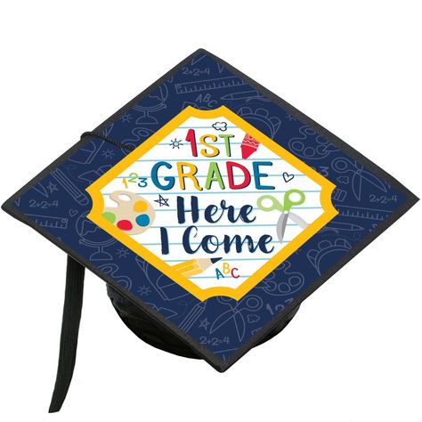 Kids Kindergarten Graduation Grad Cap Cover INCLUDES top piece, base piece, and poster mounts to assemble graduation cap topper. GRAD CAP DECOR KIT: Stand out from the crowd when you decorate your mortarboard graduation cap! The base piece will cover majority of mortarboard and top piece will give the design a three-dimensional element that covers the tassel button. EASY DIY ASSEMBLY: Use the printed guides on each the top piece and base piece to align placement of 1st Grade Here I Come Cap Cove 1st Grade Here I Come, Graduation Photo Booth Props, Graduation Party Banners, Kids Graduation, Cap Decoration, Graduation Cap Toppers, Graduation Favors, Graduation Cap Designs, Graduation Cap Decoration