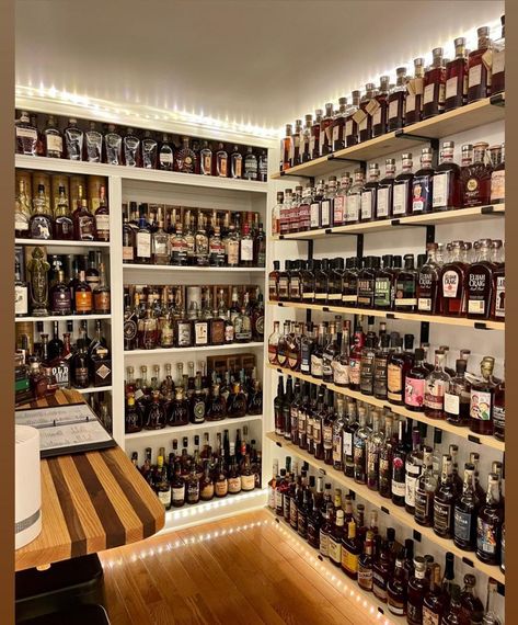 Bourbon Closet Ideas, Whisky Room Interior Design, Bourbon Collection Display, Bourbon Closet, Whiskey Closet, Bourbon Shelf Ideas, Whiskey Room Interior Design, Whiskey Room Ideas, Bourbon Display