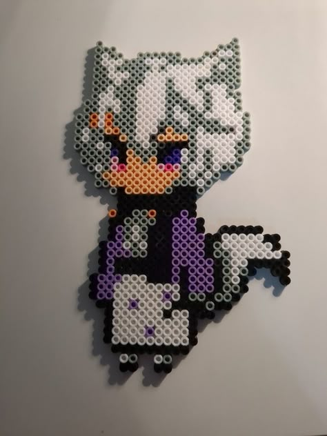 Tanjiro Perler Beads, Anime Bead Art, Anime Fuse Beads, Perler Bead Anime, Hama Beads Anime, Anime Perler Beads, Anime Perler Bead Patterns, Anime Perler, Pixel Beads