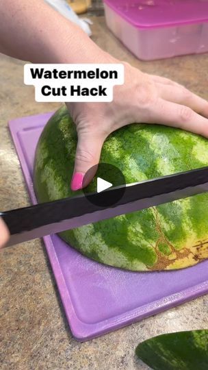 Watermelon Slicing Ideas, How To Slice Watermelon For A Party, How To Cut A Watermelon, Watermelon Hacks, Teriyaki Recipe, Chicken Teriyaki Recipe, Chicken Teriyaki, Cut Watermelon, Gardening Hacks