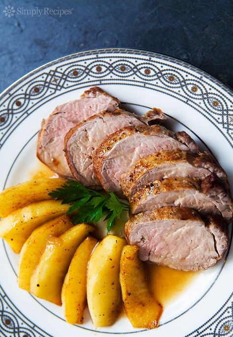 Pork Tenderloin with Apples ~ An easy, tender, succulent pork tenderloin recipe.  With sliced apples. ~ SimplyRecipes.com Pork Tenderloin With Apples, Apple Pork Tenderloin, Pork Loin Recipes, Tenderloin Recipes, Pork Tenderloin Recipes, Easy Pork, Stuffed Pork Tenderloin, Simply Recipes, Pork Dishes