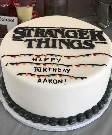 Stranger Things Cakes, Stranger Things Bday, Stranger Things Cake, Stranger Things Birthday Party, Stranger Things Birthday, Stranger Things Party, 13 Birthday Cake, Stranger Things Halloween, Stranger Things Quote