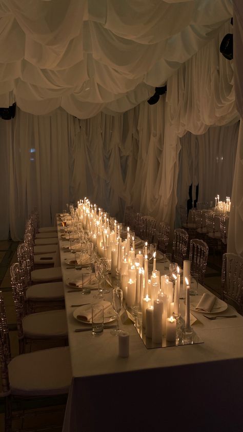 Wedding Room Aesthetic, Fabric Decoration Ideas Wedding, White Bday Decorations, Bride Dress Minimalist, Black Dinner Decor, All Candles Wedding, Dinner Candles Decoration, Aesthetic Event Decor, Intimate Dinner Party Decor Indoor