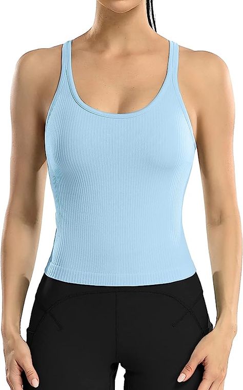 This is the most comfortable workout tank! Basic Crop Top, Tennis Tops, Workout Tops For Women, Tank Top Straps, Workout Crop Top, Body Curves, Tank Top Bras, Yoga Bra, Ribbed Tank Tops