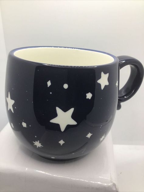 Coffee Mug Art, Mug Ideas, Stars In The Night Sky, Art Deco Print, Pretty Mugs, Mug Art, Cool Mugs, Love Stars, The Night Sky