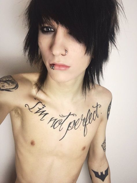 Emo Guys With Tattoos, Guys With Tattoos, Jordan Sweeto, Unique Tattoos Black Women, Boys With Tattoos, Cute Emo Guys, Emo Tattoos, Cute Eyeshadow Looks, Eyeshadow For Blue Eyes