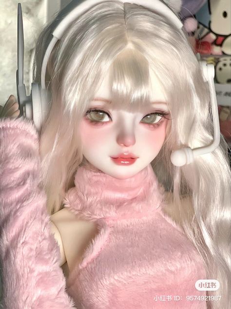 #bjds #dollmakeup #dollmaker #dolls #bjddoll #bjdmakeup #balljointeddoll #japanesedoll Bjd Face Up Tutorial, Bjd Dolls Makeup, Bjd Doll Face, Pose Dolls, Doll Plushies, Disney Princess Fashion, Japanese Doll, Doll Aesthetic, Fantasy Art Dolls