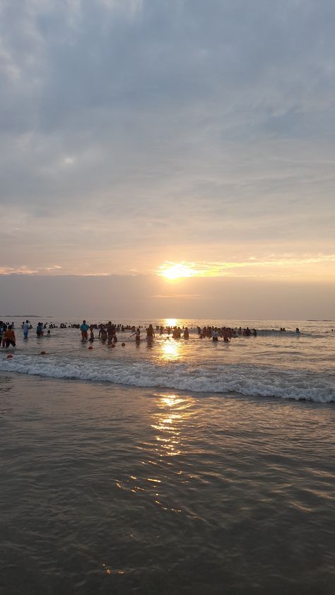 Dumas Beach, Buddha Background, Night Rides Snapchat, Dark Background Wallpaper, Beach Video, Birthday Ideas For Her, Best Snapchat, Money Images, Travel Pictures Poses