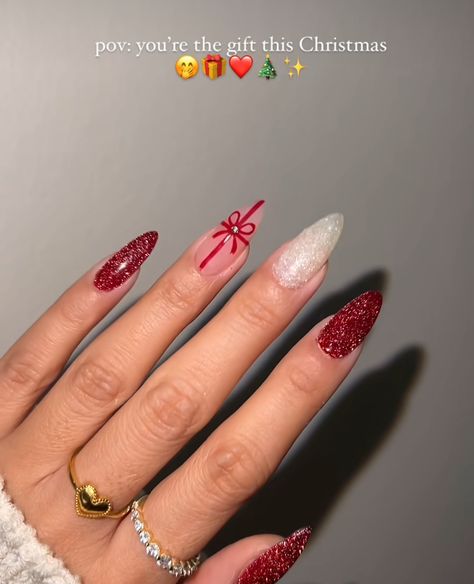 Cute Red Christmas Nails, Merry Christmas Nails, Red Christmas Nails, Girly Acrylic Nails, Blush Nails, Nails Red, Christmas Nails Acrylic, Unique Acrylic Nails, Pink Acrylic Nails