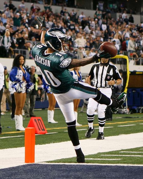 Philadelphia Eagles added a new photo. - Philadelphia Eagles Desean Jackson, Nfl Football 49ers, Spy Cam, Philadelphia Eagles Fans, Eagles Fans, Great Team, Philadelphia Eagles, Nfl Football, New Photo