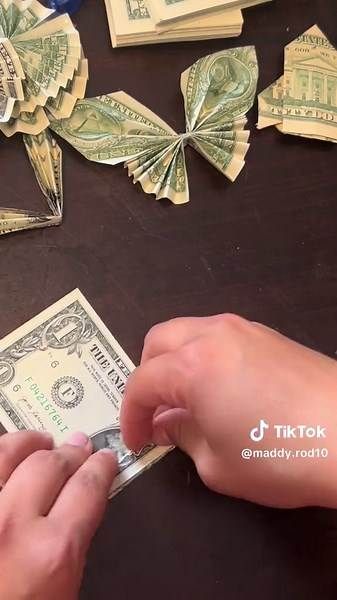 DIY | 4 Easy Butterfly Money Folds To Make A Graduation Lei | Dollar Bill Origami | Money Gift Idea Folding Dollar Bills Easy Step By Step, Money Folding Ideas Easy, Money Leis For Graduation Diy, Graduation Lei Ideas, Dollar Lei, Money Butterfly, Butterfly Money, Money Gift Idea, Easy Money Origami