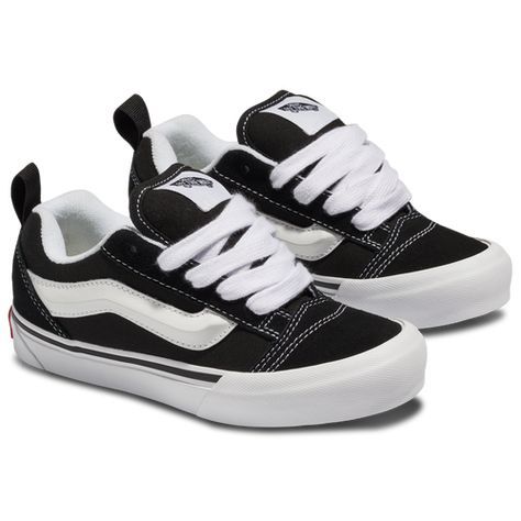 Best Back To School Shoes, Puffy Vans, Indie Shoes, Journeys Shoes, Pretty Sneakers, Tenis Vans, Back To School Shoes, Shoes For Boys, European Shoes