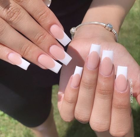 White French Tip Nails Matte, Classic White French Nails, Nail Ideas Medium Length French Tip, Medium Length White French Tip Nails, Normal French Tip Nails, French Nails White Classic, Short White Frenchies, Thick French Tip, Matte French Tip