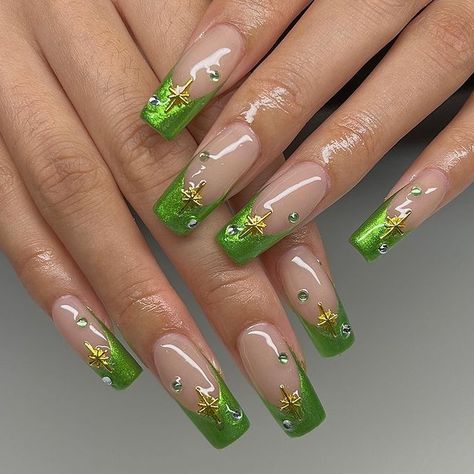 Green Chrome Nails, Lime Nails, Chrome Tips, Green Nail Designs, Green Chrome, Box Braids Hairstyles For Black Women, French Nail Designs, Gel Extensions, Really Cute Nails