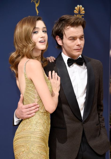 Celebrity Couples at the 2018 Emmys Charlie And Natalia, Charlie Heaton, Natalia Dyer, Emmys Red Carpet, Stranger Things 3, Actors Male, The Emmys, Cast Stranger Things, Stranger Things Season