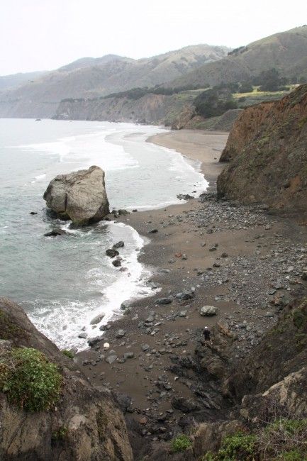 San Carpoforo Creek Beach, San Simeon, CA - California Beaches Los Padres National Forest, California Beaches, San Simeon, Hearst Castle, Gorgeous Scenery, Hidden Beach, Spring Resort, Waterfront Property, Historical Monuments