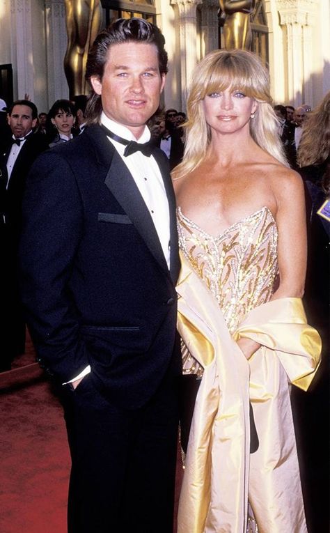 Kurt Russell and Goldie Hawn - Together since 1983 Goldie Hawn Kurt Russell, Kurt Russell, Hollywood Couples, Goldie Hawn, Famous Couples, Kate Hudson, Hollywood Walk Of Fame, Walk Of Fame, Vintage Hollywood