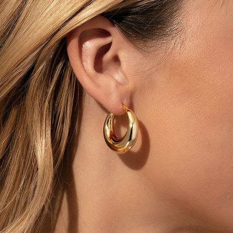 Rare Bold Statement Hoop Earrings in Gold | Uncommon James G7x Camera, Jewellery Photo, Uncommon James, Eyelashes Extensions, Tube Hoop Earrings, Chunky Gold Hoop Earrings, Cat Rabbit, Oval Hoop Earrings, Statement Hoop Earrings