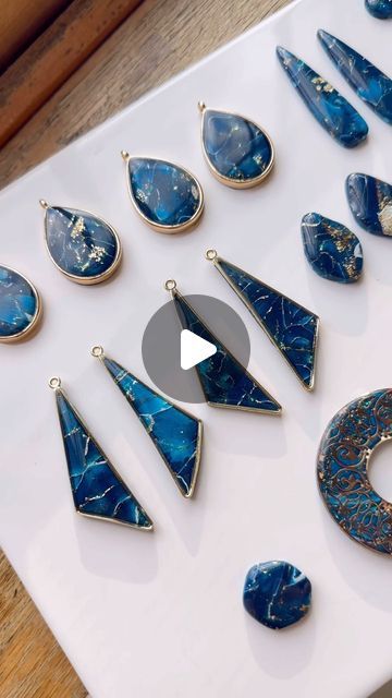 Asa | Unique Clay Earrings & Jewelry on Instagram: "Midnight Blue Marble, start to finish! 🌟 🌚  This might be my favorite faux stone I’ve done yet 💙  . #midnightblue #bluemarble #blueearrings #midnight #midnights #clayjewelry #polymerclay #polymerclayjewelry #polymerclayearrings #polymerclayartist #maineartist #fauxstone #fauxmarble #lapislazuli #lapis #bluegoldstone #dumortierite #iolite #bluecrystal #bluestone #earringaddict #earringlove #earringlover #blueandgold #jewelryshop #loveshopping #instashop #handmade #handmadejewelry #lightweightjewelry" Clay Color Combinations, Polymer Clay Gemstones, Marble Clay Earrings Tutorial, Handmade Resin Jewelry, Faux Stone Clay Earrings, Handmade Jewelry Tutorials Earrings, Polymer Clay And Resin Jewelry, Clay And Resin Jewelry, Polymer Clay Earring Tutorial