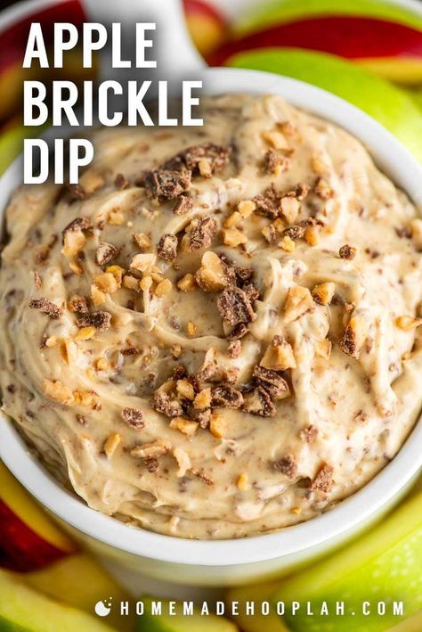 Brickle Dip, New Year's Desserts, Dessert Dip, Sauce Spaghetti, Fun Dessert, Heath Bars, Thanksgiving Desserts Easy, Vegan Candies, Apple Dip