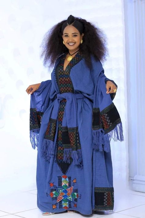 Ethiopian Dresses, Afro Inspiration, Amhara Culture, Ethiopia People, Culture Clothes, Ethiopian Culture, Ethiopian Clothing, Ethiopian Traditional Dress, Ethiopian Women