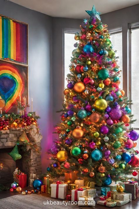 Christmas Tree Ideas Colourful, Christmas Decor Bright Colors, Christmas Tree Color Schemes 2024, Colorful Christmas Tree Decorations, Bright Colored Christmas Tree, Gold And Red Christmas Decorations, Rainbow Christmas Tree Decorations, Rainbow Christmas Decorations, Christmas Bungalow