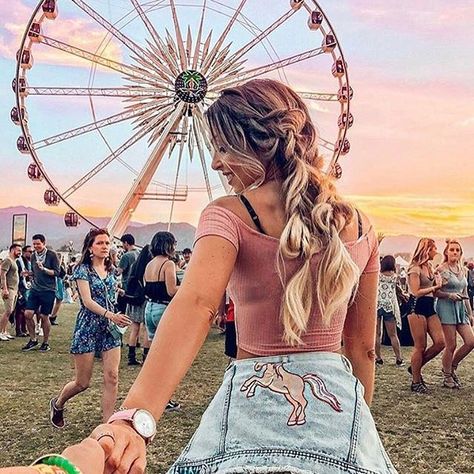 Preppy Street Style, Fair Pictures, Coachella 2018, Coachella Vibes, Coachella Outfit, Coachella Festival, Bleached Denim, Foto Poses, Festival Vibes