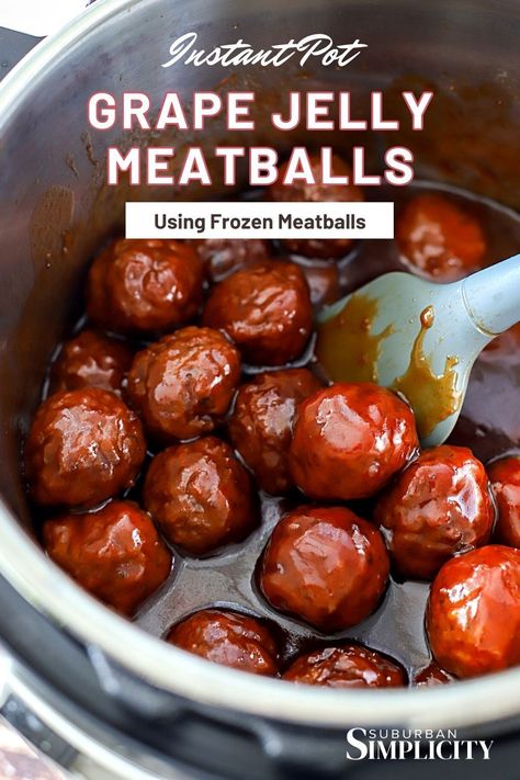 Easy Instant Pot Grape Jelly Meatballs are the perfect bite-size appetizer no one can resist. They're sweet and tangy, and all you need is simple 3-ingredients (grape jelly, chili sauce, and meatballs) and 5 minutes of cook time in the pressure cooker. Instant Pot Grape Jelly, Party Food Meat, Brown Sugar Bbq Sauce, Bbq Grape Jelly Meatballs, Jelly Meatball Recipe, Grape Jelly Meatballs Recipe, Meatball Recipes Crockpot, Jelly Meatballs, Tender Meatballs