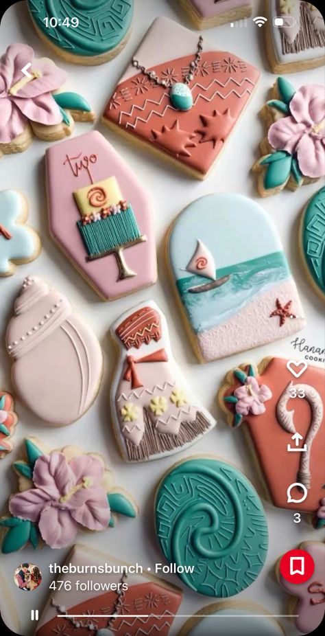 Moana Sugar Cookies Decorated, Moana Cookies Decorated, Moana Sugar Cookies, Vacation Cookies, Moana Cookies, Disney Princess Cookies, Moana Birthday Decorations, Moana Birthday Cake, Summer Sugar Cookies