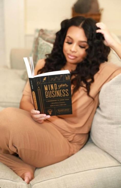 Black Woman Interior Designer, Black Woman Author Aesthetic, Photoshoot Reading A Book, Entrepreneur Photo Shoot, Black Women Therapy, Website Photoshoot Ideas Black Women, Black Woman Reading Aesthetic, Black Woman Boss Aesthetic, Black Women Conference