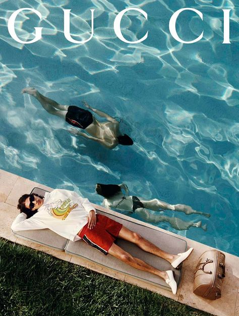 Discover GUCCI Summer Stories 2023 Gucci Summer, Summer Collection Men, Pool Fashion, Concept Photography, Summer Story, Poolside Fashion, Summer Campaign, Photoshoot Concept, Spring Summer 2015