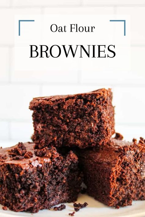 Chocolate lovers, these oat flour brownies are for you! They're the thickest brownies ever and bake up fudgy and full of delicious, dairy free-chocolate chunks. Blondies Healthy, Oat Flour Brownies, Oreo Blondies, Oat Bars Healthy, Oats Flour, Cheesecake Popsicles, Oat Bar Recipes, Chocolate Gluten Free, Midnight Cravings