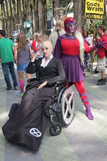 Genderbent X-Men cosplay Lady Professor, Professor X And Magneto, Magneto Cosplay, Magneto Costume, Professor Xavier, Erik Lehnsherr, Professor X, Rule 63, Awesome Cosplay