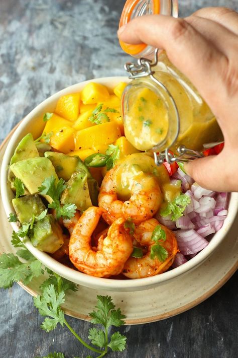 Prawn Salad Ideas, Prawn And Mango Salad, Prawn Mango Avocado Salad, Prawn Mango Salad, Shrimp Mango, Mango Avocado, Avocado Salad Recipes, Shrimp Avocado, Shrimp Salad