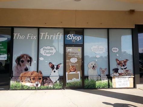 The Fix Thrift Shop, 1210 Capital Circle SE, Tallahassee, FL 32301 Dog Grooming Salon Decor, Pet Store Design, Pet Grooming Business, Pet Grooming Salon, Dog Grooming Shop, Dog Spa, Dog Grooming Salons, Dog Hotel, Dog Grooming Tips