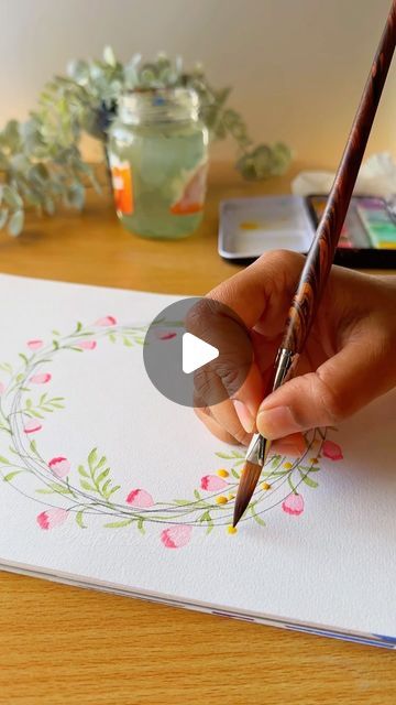 Watercolour Wreath Simple, Cute Easy Paintings On Paper, Watercolour Wreath Floral, Easy Watercolor Wreath, Watercolor Wreath Floral Tutorial, Watercolor Wreaths Floral, Simple Watercolor Flowers For Beginners, Easy Watercolor Ideas For Beginners, Watercolor Wreath Floral