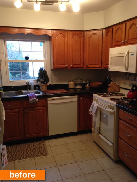 Before & After: A Dated Kitchen's Fresh Face-lift on a Budget Small Kitchen Makeovers, Kitchen Makeover Projects, Budget Kitchen Remodel, Apartment Budget, Old Kitchen, Kitchen On A Budget, Tiny Kitchen, Cheap Decor, Updated Kitchen