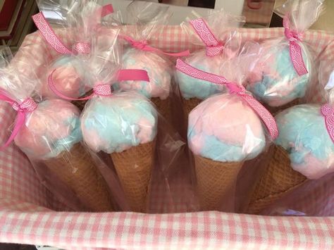 Ice cream party Cotton Candy Business, Cotton Candy Favors, Ice Cream Birthday Party Theme, Ice Cream Party Favors, Cotton Candy Cone, Cotton Candy Party, Candy Land Christmas Theme, Candy Cone, Cream Birthday Party