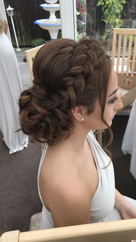 Prom Updos 2023, Wedding Updos For Long Hair Bridesmaid Up Dos Braided Buns, Braid Bun Wedding Hair, Bridesmaid Updo With Braid, Bridesmaid Hairstyles With Braids, Hairstyles Maid Of Honor, Maid Of Honor Hairstyles Updo, Maid Of Honor Hairstyles, Braids Wedding