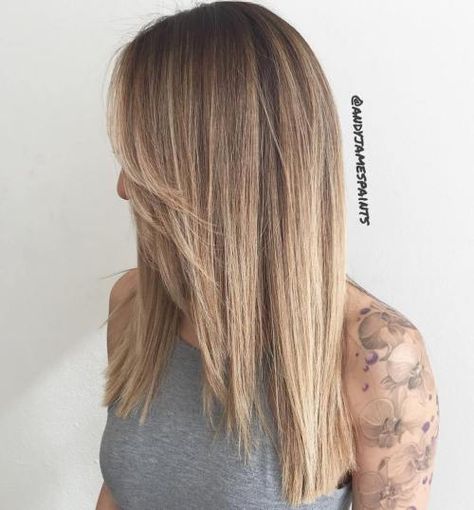 Straight Caramel Blonde Balayage Hair Balayage Straight, Balayage Straight Hair, Balayage Blond, Blond Balayage, Ombre Hair Blonde, Balayage Hair Dark, Balayage Hair Blonde, Short Straight Hair, Brown Blonde Hair