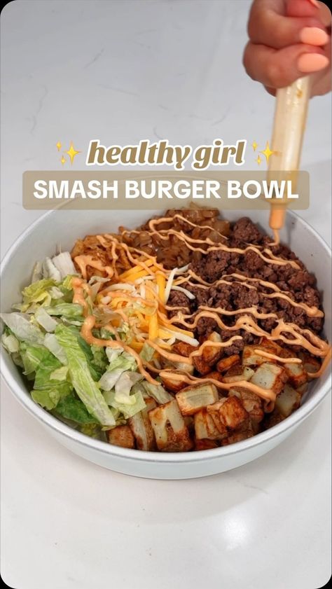 MaKayla Kim Thomas | It never misses 🫱🏼‍🫲🏽 quick meal prep or easy meal at home!! Happy Friday to us!! 🤪 Smash burger bowls are from my Holy Grail cookbook 💪🏼… | Instagram Lite Meals, Bland Meals, Protein Burger, Burger Bowls, Healthy Bowls Recipes, Quick Meal Prep, Healthy Burger, Fitness Plans, Easy Healthy Meal Prep