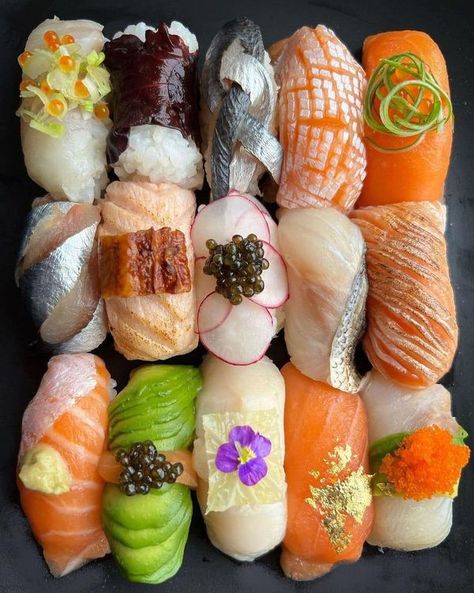 Boki Eating Sushi Business, Shrimp Nigiri, Culinary Photography, Salmon Nigiri, Restaurants In Japan, Sushi Nigiri, Japan Holiday, Japanese Food Sushi, Japanese Sweets Wagashi