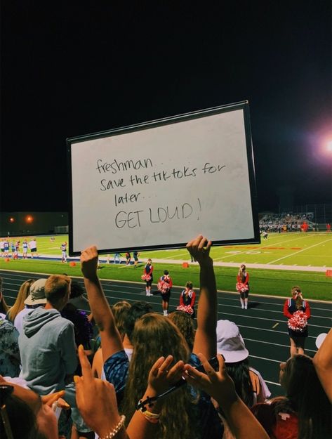 School Spirit Posters, High School Football Games, Senior Year Of High School, American High School, Football Signs, Best Friend Poems, High School Life, Hoco Proposals Ideas, High School Football