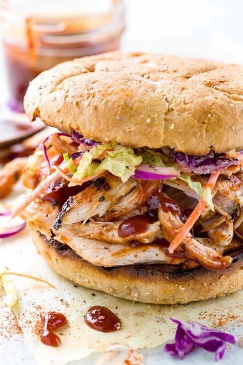 Pulled Chicken Sandwiches with Coleslaw - Jessica Gavin Bbq Chicken Sandwiches, Bbq Pulled Chicken Sandwiches, Shredded Chicken Sandwiches, Braised Chicken Breast, Pulled Chicken Sandwiches, Bbq Chicken Sandwich, Barbeque Chicken, Grilled Bbq Chicken, Homemade Coleslaw