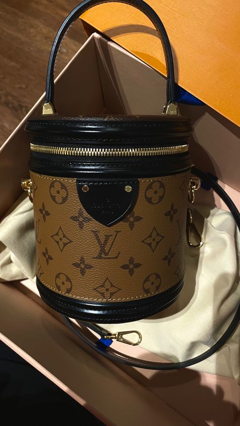 Lv Cannes Bag Outfit, Louis Vuitton Cannes Bag Outfit, Baddie Bags, Louis Vuitton Mini Bag, Cowboy Boot Outfits, Fire Fly, Luxury Bags Collection, Louis Vuitton Collection, Vanity Box