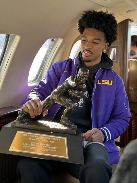 College Football Players, Heisman Trophy, Lsu Football, Louisiana State University, Psalm 46, Louisiana State, Second Baby, College Football, Football Players