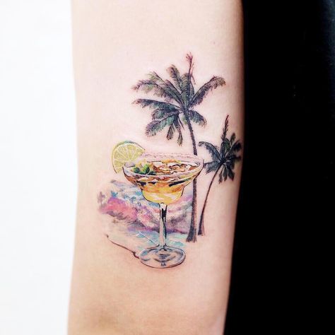 Beach Tattoo Ideas For Women, Beach Tattoos For Women, Beach Tattoo Ideas, Beach Tattoos, Marilyn Monroe Tattoo, Tropical Tattoo, Framed Tattoo, Palm Tree Tattoo, Beach Tattoo