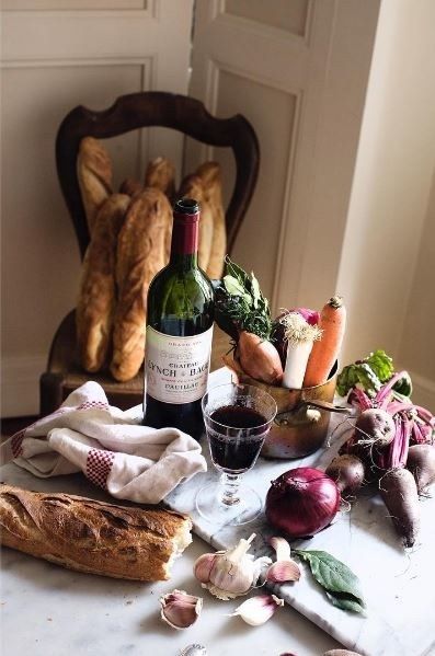 Mimi Thorisson, Last Dinner, French Aesthetic, Picnic Time, French Cooking, Bottle Of Wine, Wine And Dine, French Food, Wine Bar