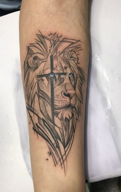 Video Tattoo, First Tattoo Ideas, Lion Forearm Tattoos, Tattoo Lion, Bone Tattoo, Lion Tattoos, Mens Lion Tattoo, Cross Tattoo For Men, Bone Tattoos