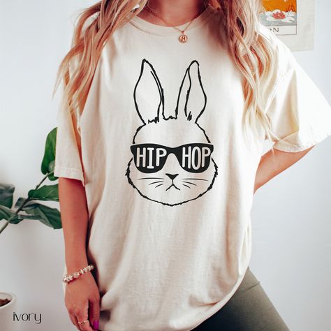 Hip Hop Shirt for Easter that has a cool bunny rabbit wearing sunglasses that says Hip Hop on a comfort colors shirt in the color ivory. available in multiple colors Crazy Bunny Lady, Hip Hop Easter, Trendy Easter, Funny Easter Shirt, Bunny Lady, Easter Bunny Shirts, Hip Hop Shirts, Funny Easter, Easter T Shirts